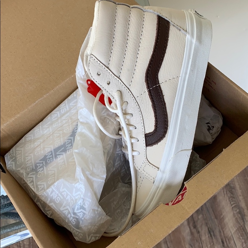 Sk8 hi brown and cream leather vans